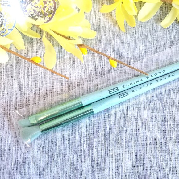 Eyeshadow Brush Duo Set in Sea Green - Picture 1 of 4